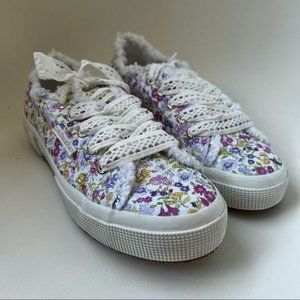 Loveshackfancy Supergas
